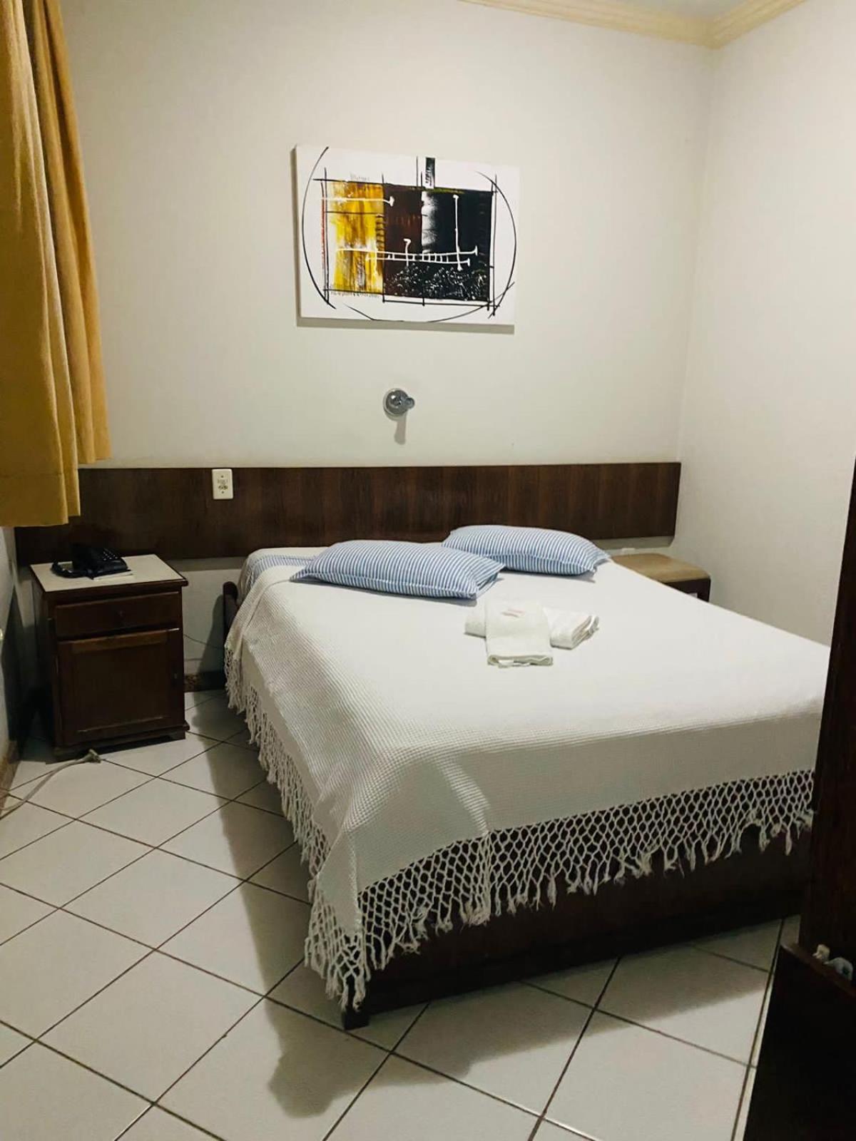 Hotel Dona Josa Carmo do Cajuru Extérieur photo
